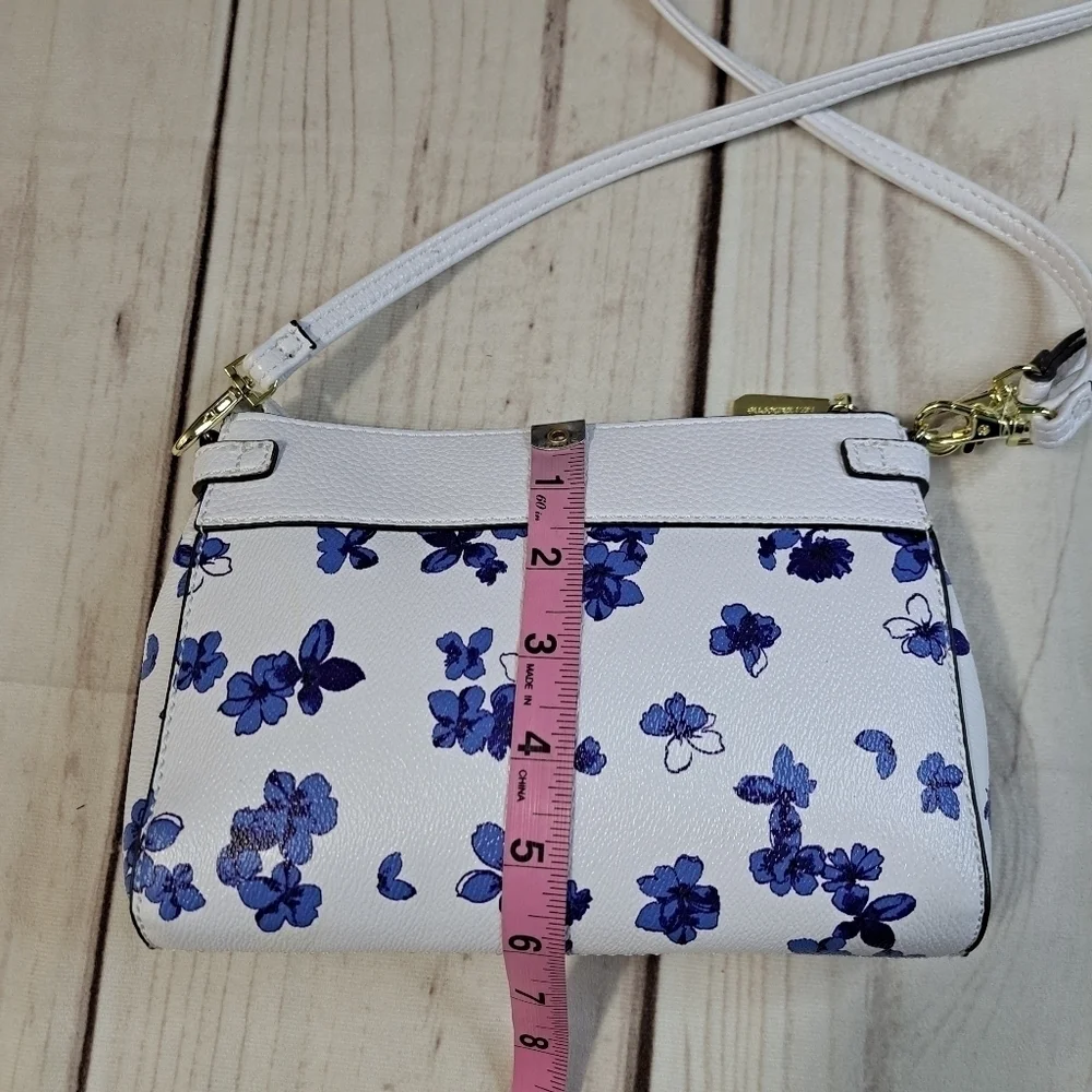 Liz Claiborne White Blue Floral Crossbody